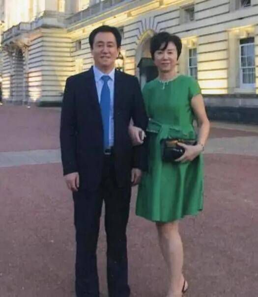 未开启续约谈判!罗体:穆帅定下最后期限是明年2月据《罗马体育报》报道，穆里尼奥给续约谈判定下的最后期限是明年2月。